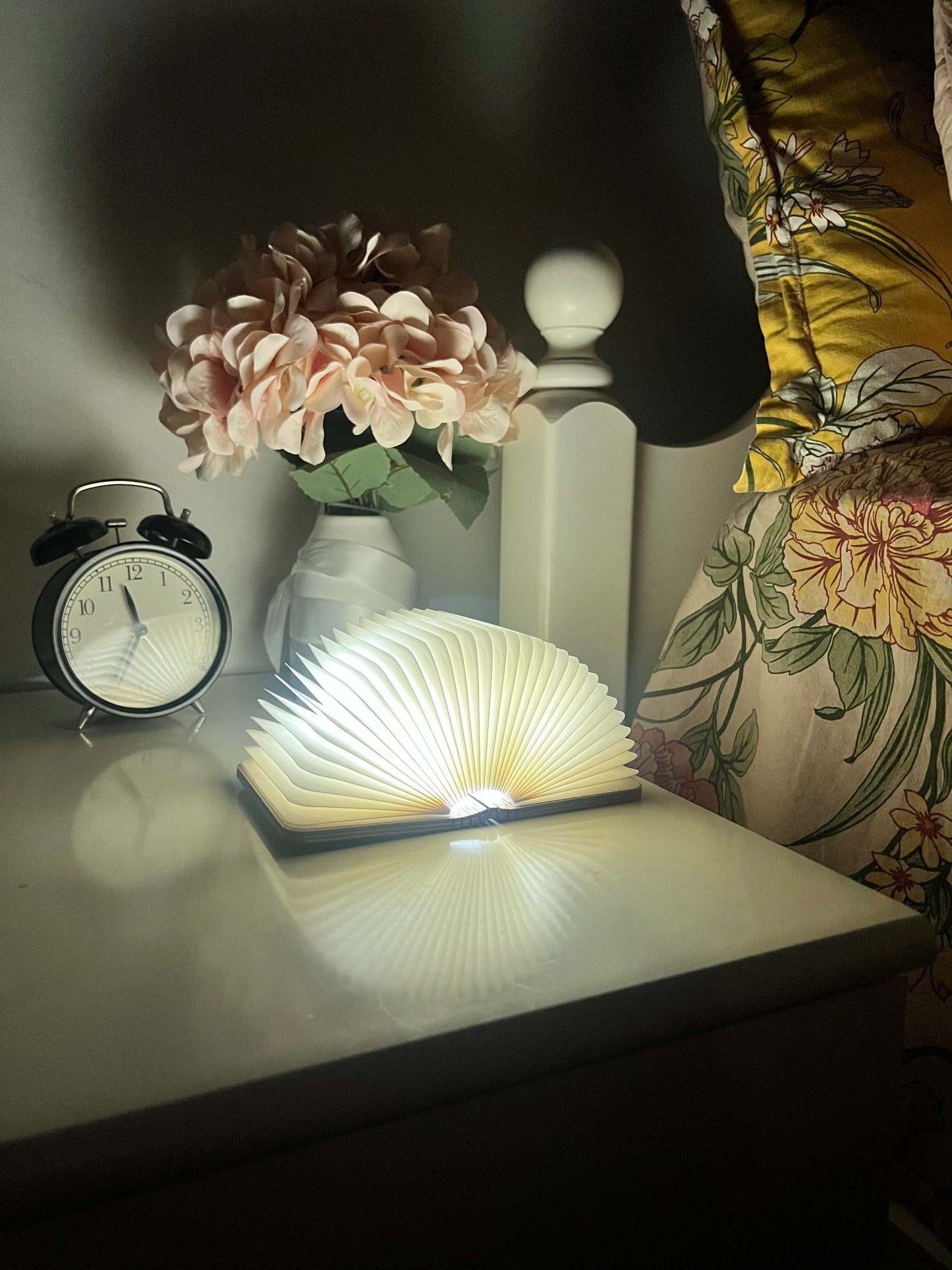 IlumiBook™ - Magical Book Lamp | Opens Like Real Book | USB Rechargeable Night Light for Kids & Adults